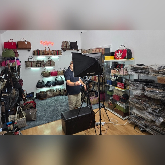 💚❤️💚Gucci Gang Givvy!! 👜🎁We are live!!!! Entrupy Verified Seller🩵❤️🩵 - Picture 3 of 16